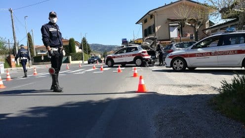 Il Covid-19 entra anche nei corsi della polizia locale