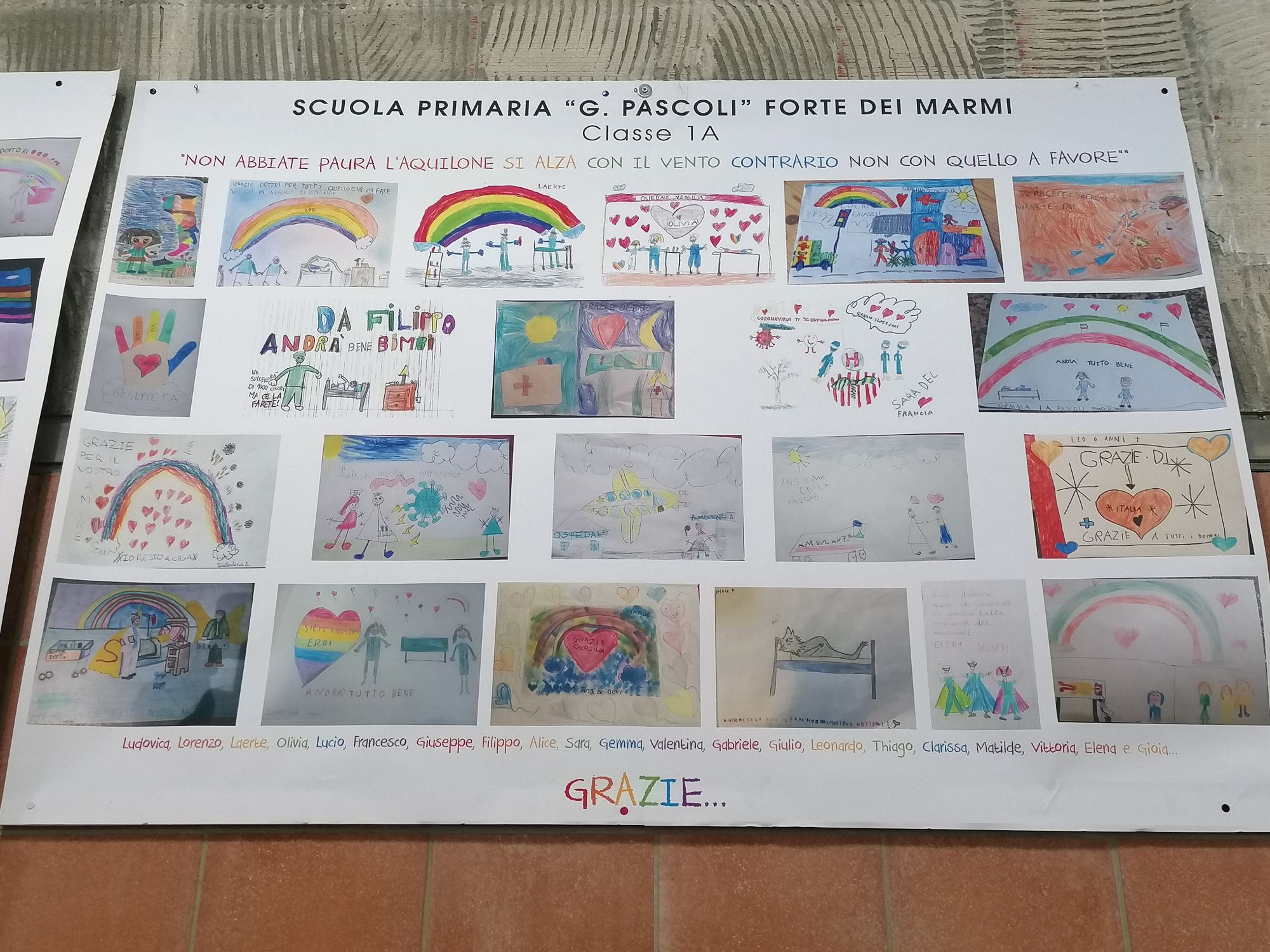 I disegni dei bambini della scuola Pascoli di Forte dei Marmi per gli “eroi”  del Versilia