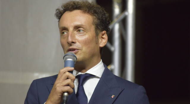 Alessandro Del Dotto:  “Preoccupati per tagli alle scuole superiori versiliesi”