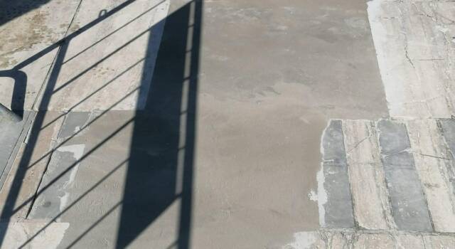 Sbalzo termico, danni alla pavimentazione sulla Passeggiata di Lido di Camaiore