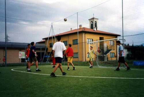 Coronavirus, firmata l’ordinanza 69: ripartono calcetto, saune e giochi con le carte