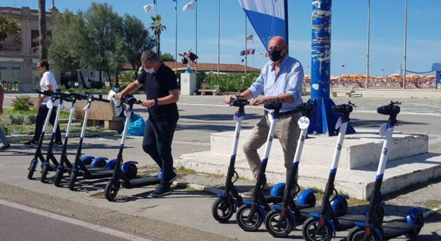 Nuova mobilità, a Viareggio arrivano i 150 monopattini elettrici