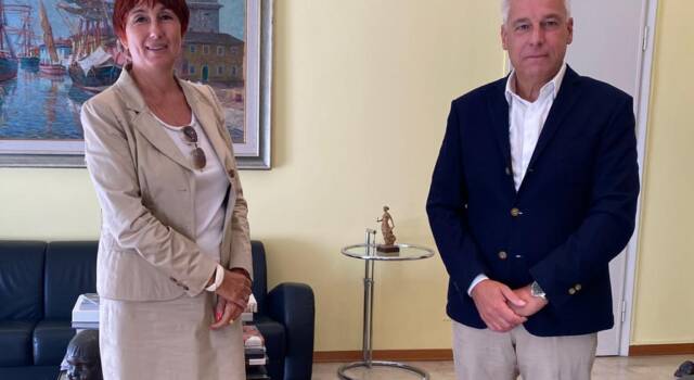 Il sindaco Giorgio Del Ghingaro ha incontrato questa mattina la dottoressa Alessandra Faranda Cordella, nuovo questore di Lucca