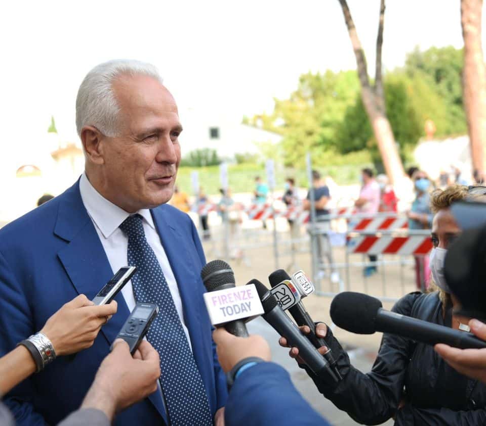 Appello di Giani a fragili e anziani: vaccinatevi