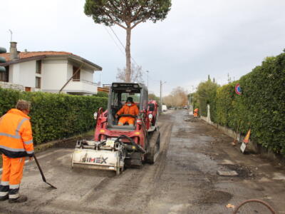 Sicurezza sulle strade, lavori in corso per i nuovi asfalti a Fiumetto