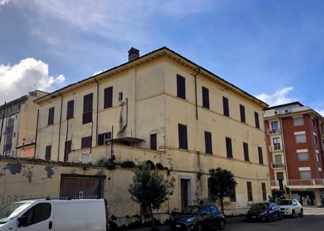 Caserma carabinieri Viareggio