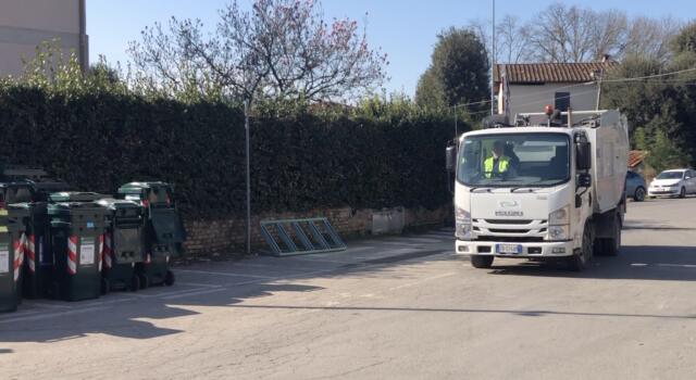 Rubate marmitte dei mezzi per la raccolta porta a porta  di Sistema Ambiente Lucca