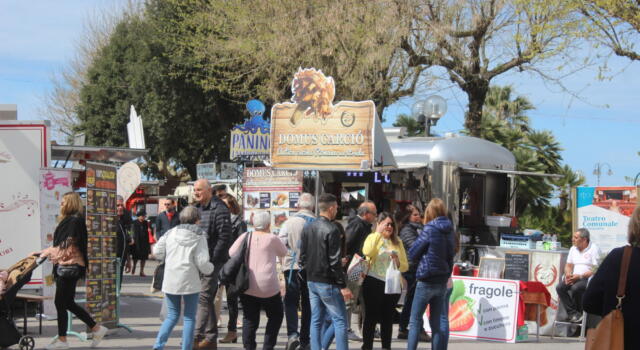 Market Food a Tonfano, due giorni con i cibi da strada di tutto il mondo