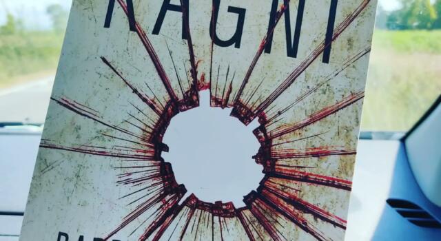 La stagione dei ragni [recensione libro]