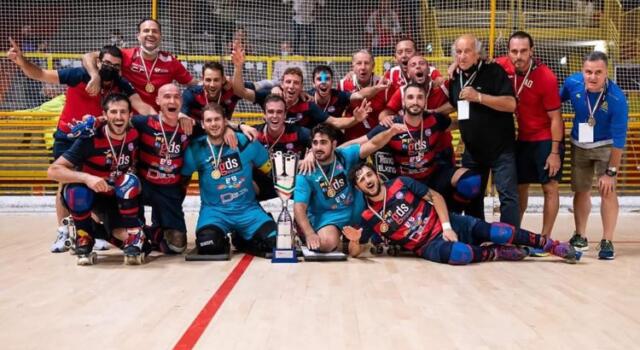 Il Forte alza per la seconda volta consecutiva la Supercoppa Italiana di hockey su pista