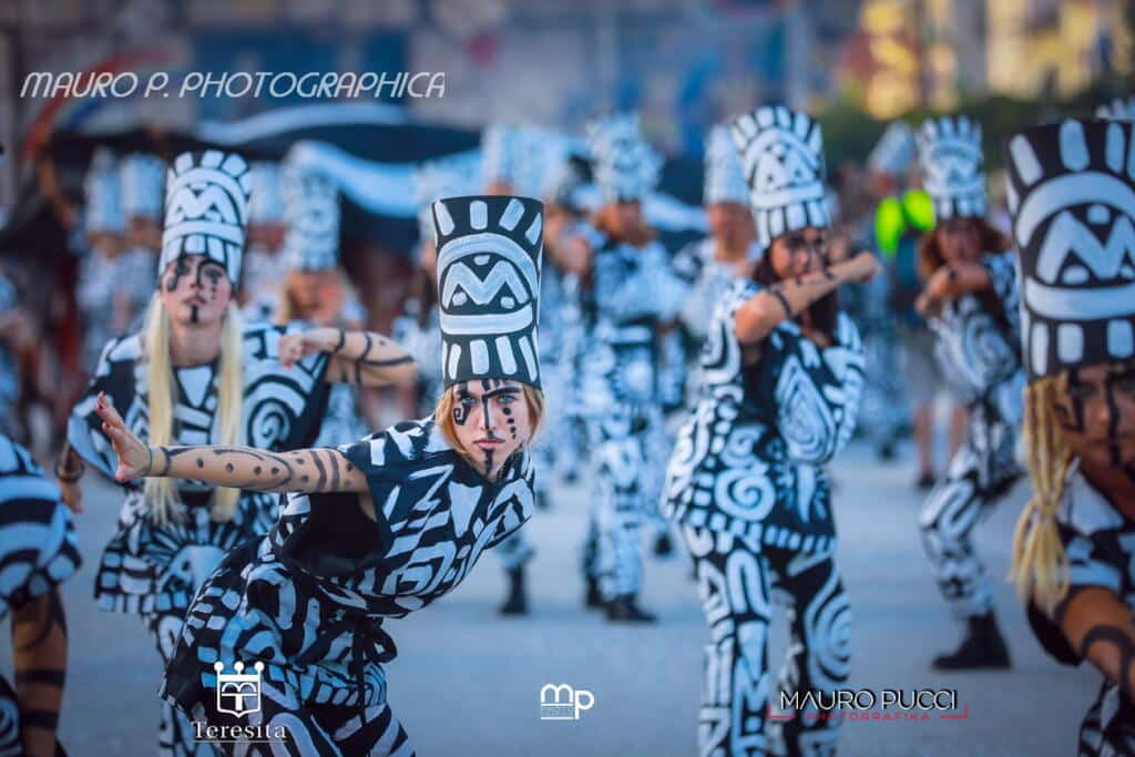 X8A1121 1 tn Copia