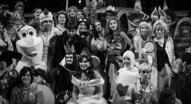 Halloween: i grandi cattivi della Disney sfilano a Tonfano