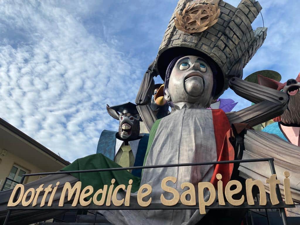 Dotti medici e sapienti