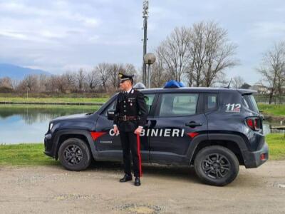 Viaggiano con l’auto rubata, denunciata una coppia