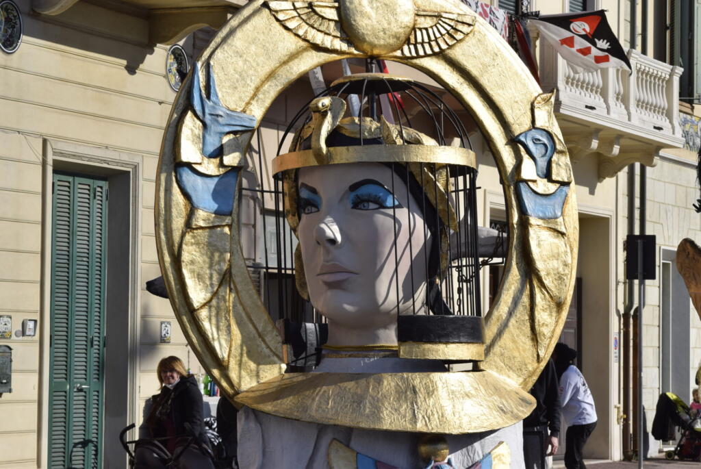 carnevale viareggio cleo