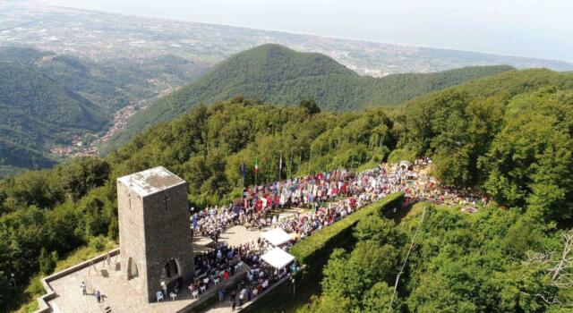 25 aprile: a Sant&#8217;Anna di Stazzema Casellati e don Ciotti