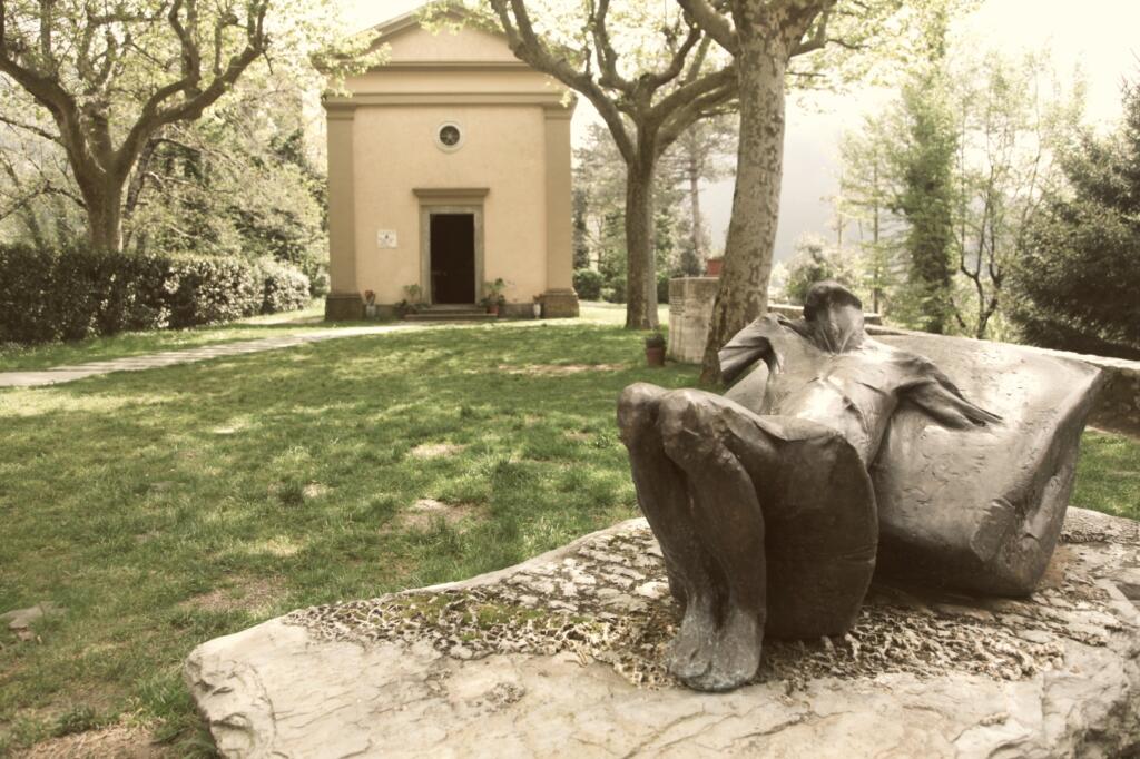 Piazza della chiesa2