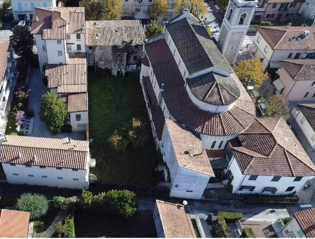 chiesa santermete forte dei marmi