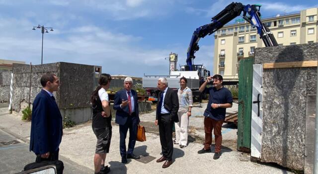 Viareggio, parco pubblico sul terreno dell&#8217;ex casa del fascio: 2300 metri quadrati di area verde