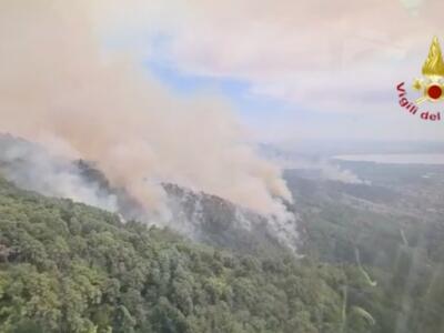 Incendio Massarosa, mons. Giulietti: La diocesi darà l’aiuto necessario alle famiglie coinvolte