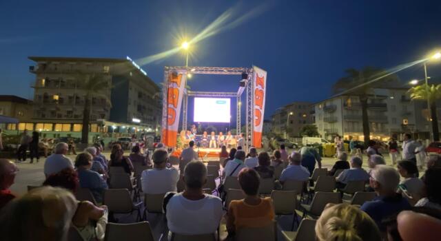 Grande successo per la  “Via del benessere”, organizzata dal Centro Medico Versilia