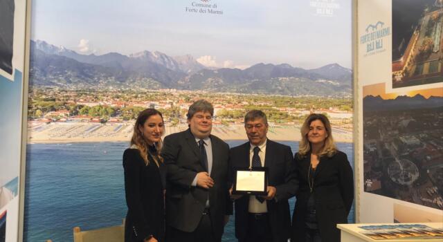 Forte dei Marmi conquista Lugano e riceve per la seconda volta il premio Swiss Tourism Awards