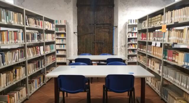 Seravezza, chiusura della Biblioteca comunale Sirio Giannini il 6 e 7 gennaio