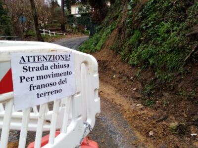 Frane e lavori lasciati a metà, proteste a Montigiano