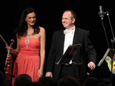 Maria Ghigi e Michele Rossetti a Villa Bertelli con il Concerto per violino a pianoforte
