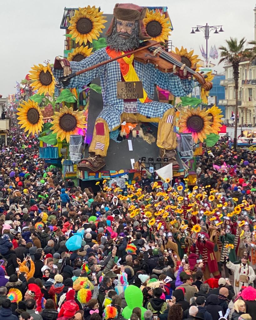 2Carnevale8