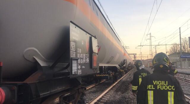 Freni surriscaldati, treno carico di gpl per ore fermo a Viareggio