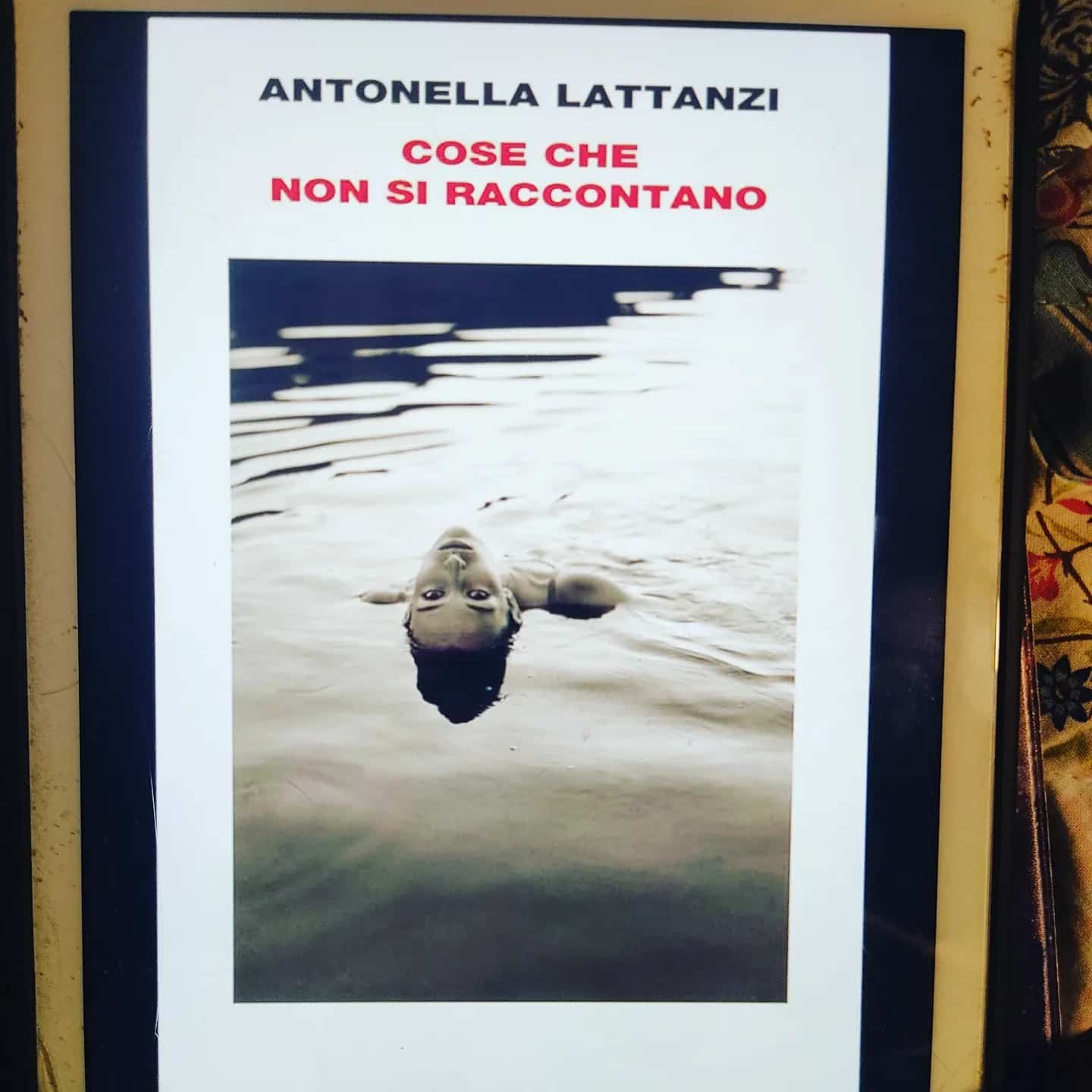 Cose che non si raccontano” (recensione libro) 