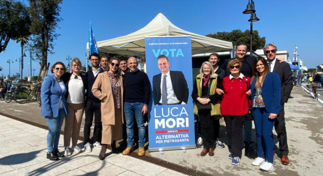 “Alternativa per Pietrasanta” si presenta. 8 uomini e 8 donne a sostegno di Luca Mori.