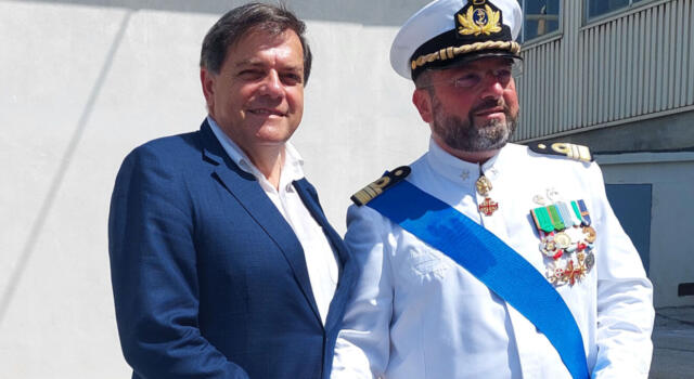 Nuovo comandante della capitaneria, il saluto del sindaco Giovannetti