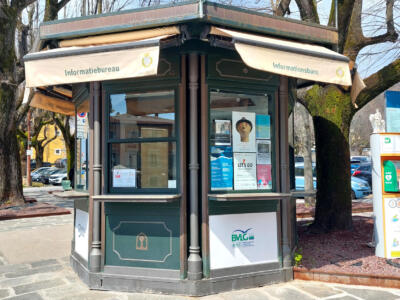 Pietrasanta, nuovi orari per gli infopoint turistici in Piazza Statuto