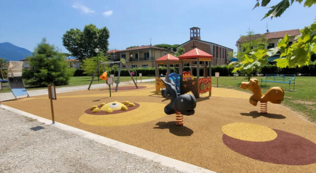 Al parco Piazza Versilia a Fiumetto la prima area gioco inclusiva