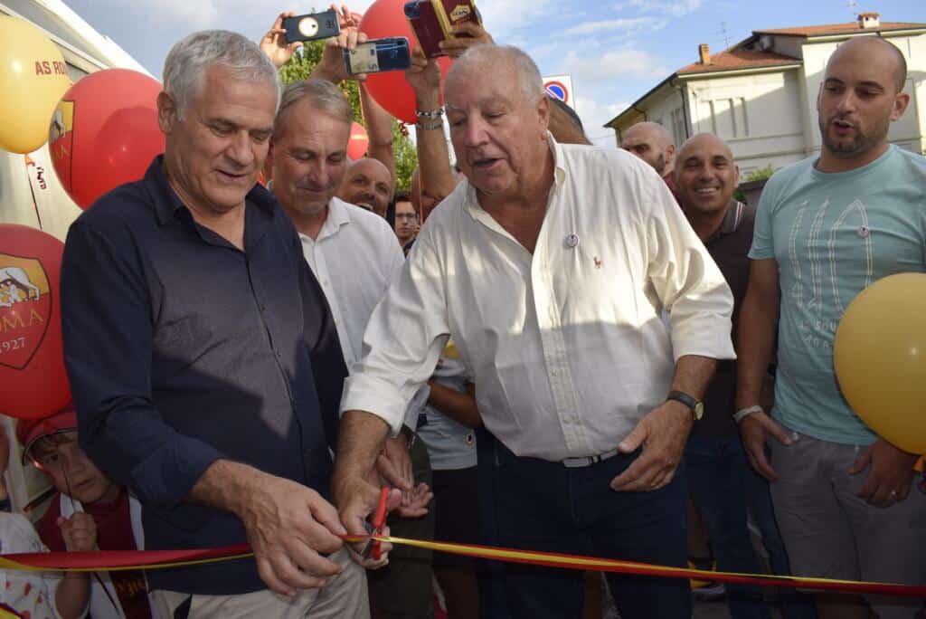 taglio nastro