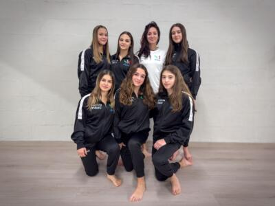 Sei ragazze della scuola di pole dance “Animo” di Pietrasanta ai mondiali in Finlandia