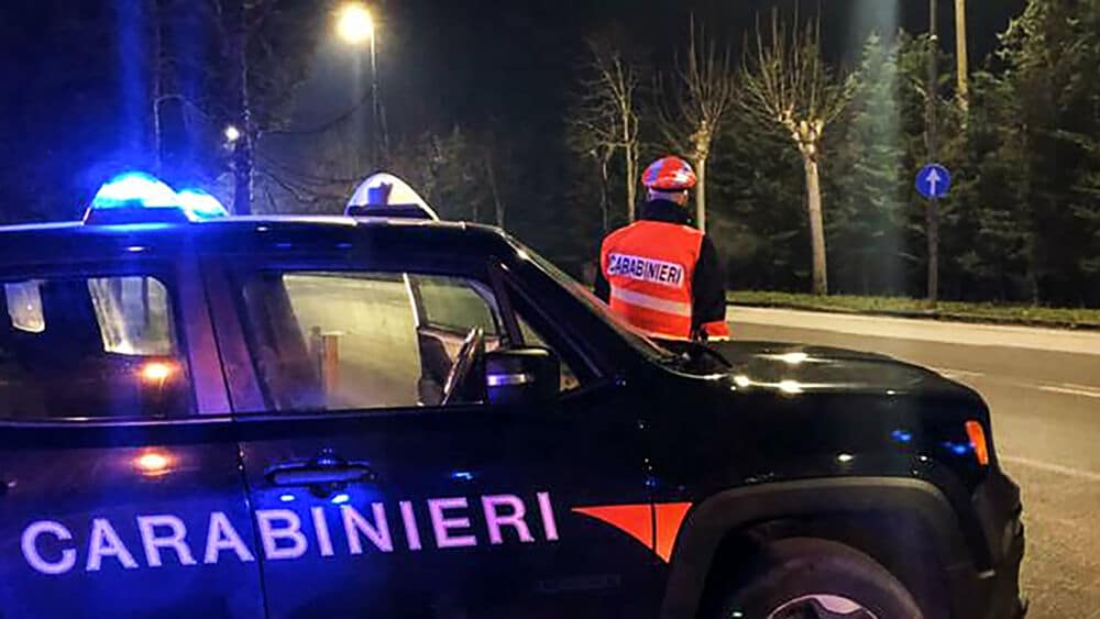 carabinieri notte viareggio