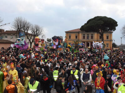 Carnevale a Pietrasanta, ecco come cambia la viabilità