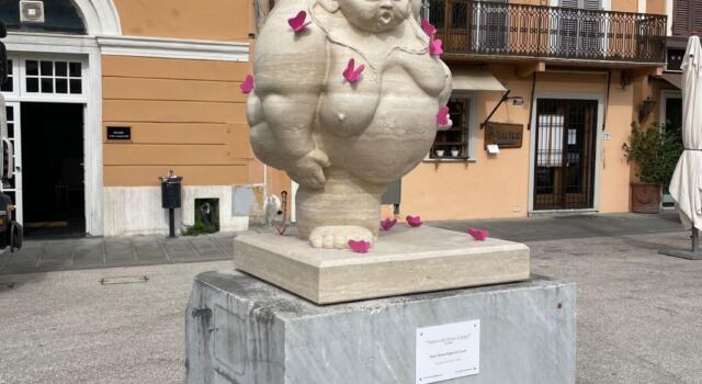 &#8220;Amor con Amor si paga&#8221; in piazza Carducci