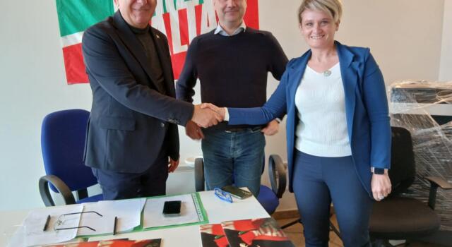 Irene Nardini segretaria di Forza Italia a Pietrasanta