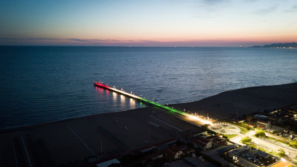 Pontile tricolore