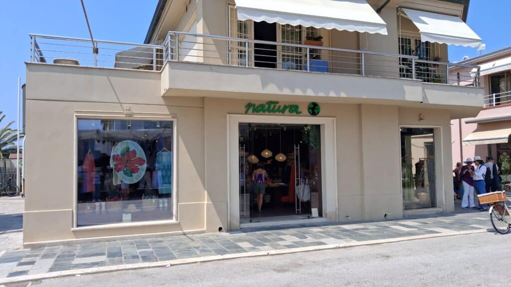 natura viareggio negozio passeggiata