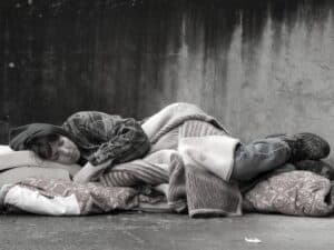 Dormitorio senza tetto