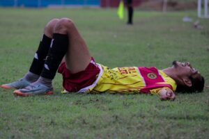 calciatore tempi supplementari